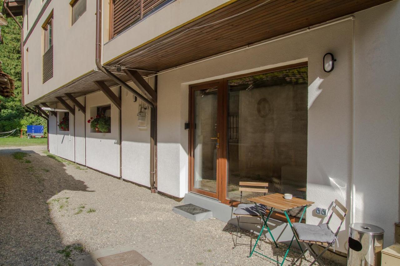 Hat Old Town Designer Apartments Braşov Eksteriør bilde